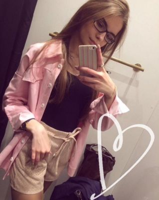 Снять девушку на ночь (Оксаночка, от 2500 руб. в час)